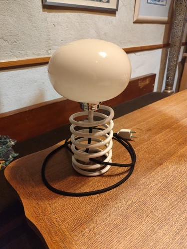Lampe poser style - à, ressort"